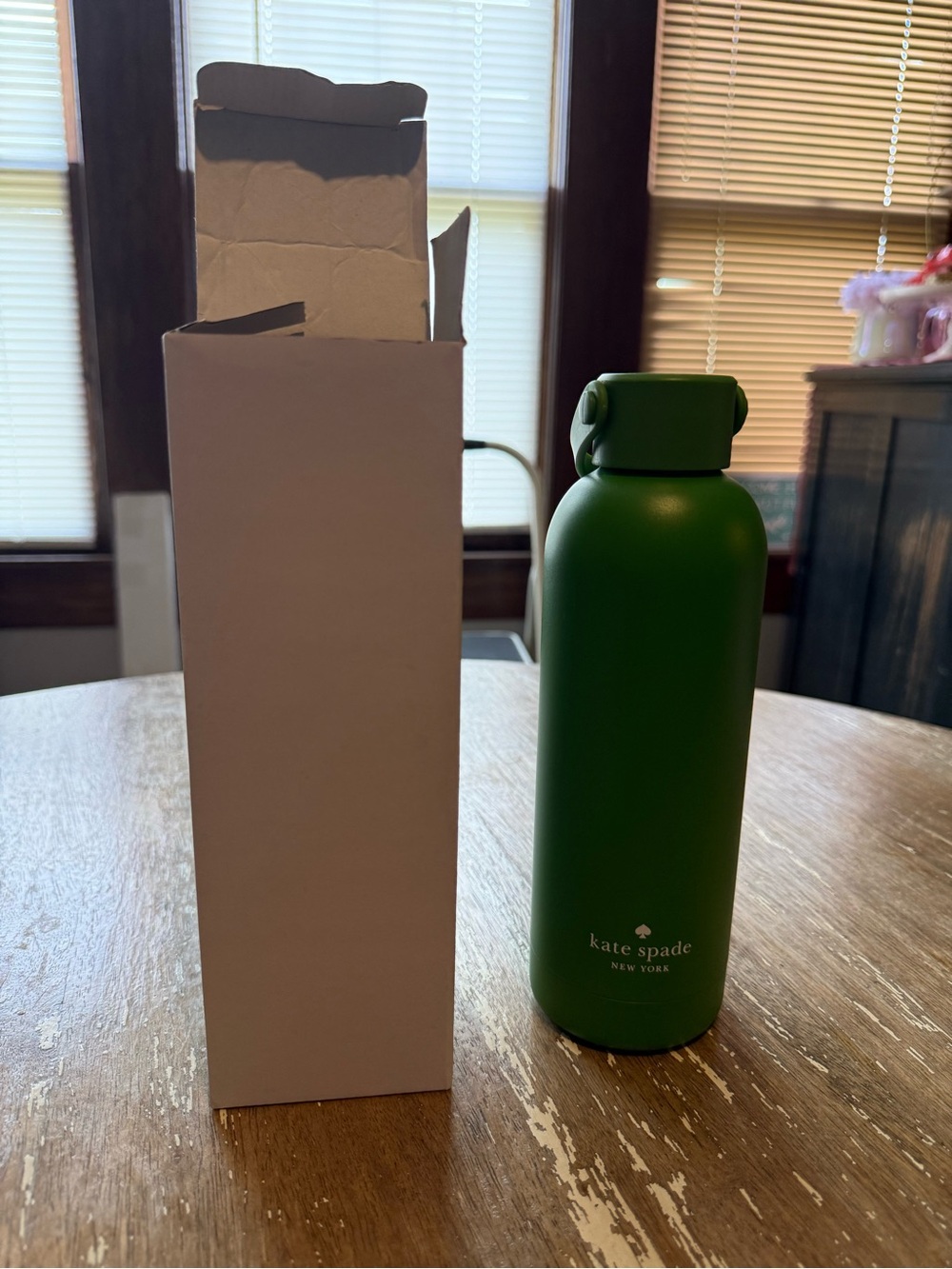 kate spade green matte insulated bottle